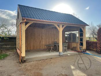 landelijk eiken poolhouse