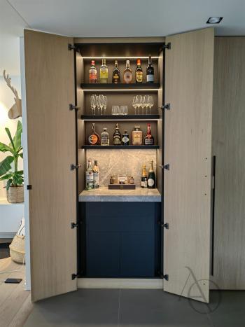 Inrichten van barruimte en mancave