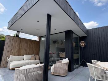 tuinkamer met bar