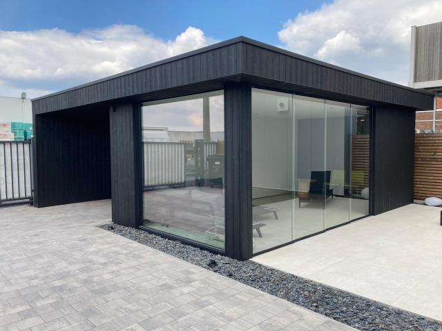 Bijgebouw thermowood